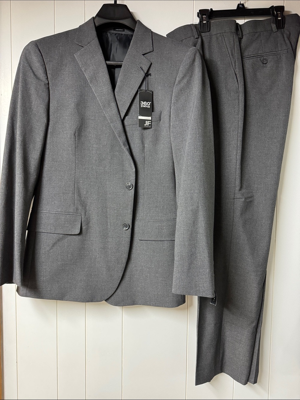 jf j.ferrar Charcoal Gray Three-Piece Suit Blazer & Trousers